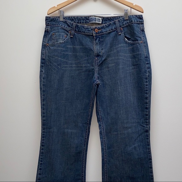 Signature by Levi Strauss denim jeans sz 16 - Picture 2 of 12